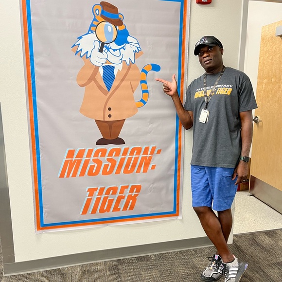 Meet your Posher, James - Picture 2 of 2